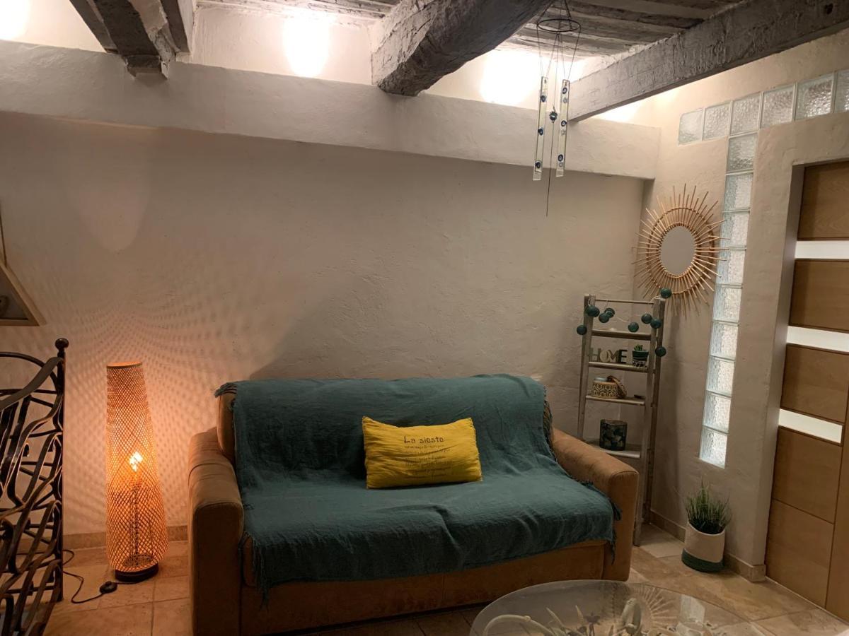 De Charme Au Coeur Du Vieil Antibes